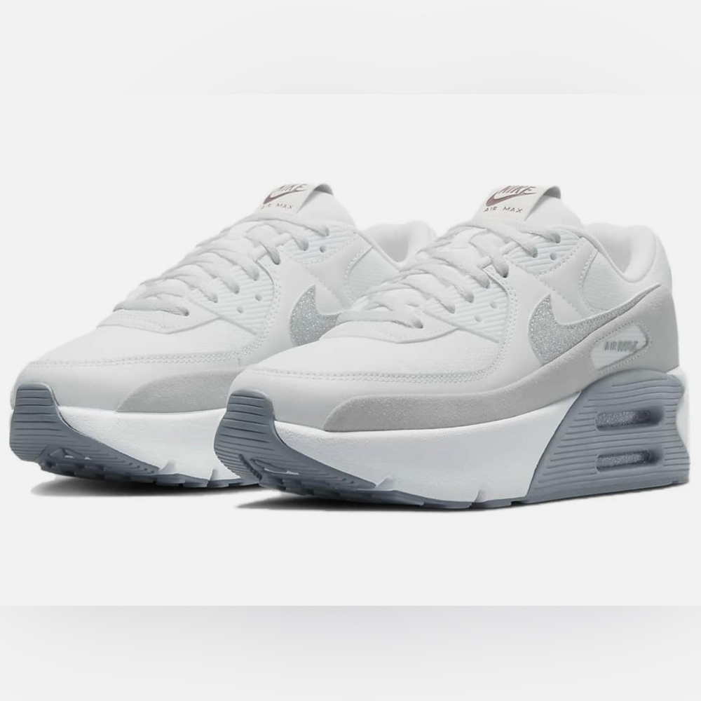 NWT- Nike Women's Air Max 90 LV8